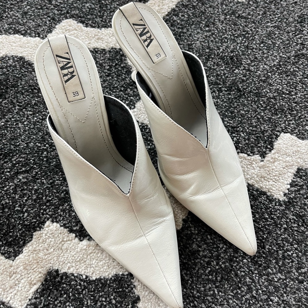 Zara White Pointy Heels - Size 39 - Picture 2 of 5